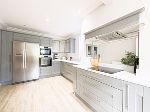 Photo 13- click for photo gallery